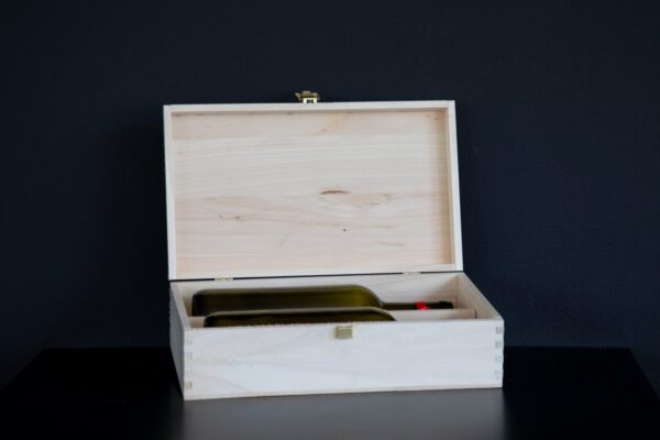 Kuti për dy shishe (dru plepi)