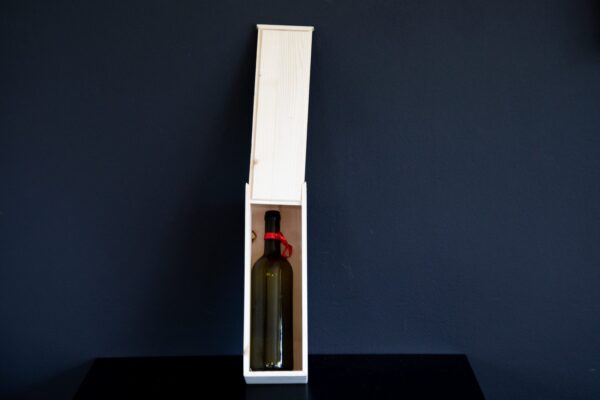 Kuti me shinë për një shishe