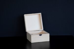 Mbajtese bizhuterish