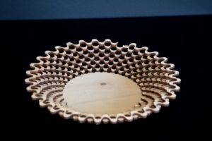 Shportë druri dekorative - punuar me lazer